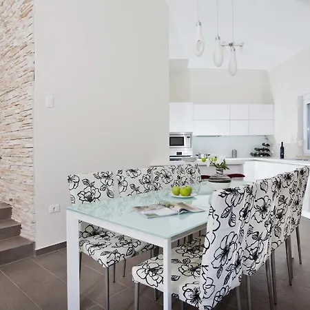 Hemera Villa *
